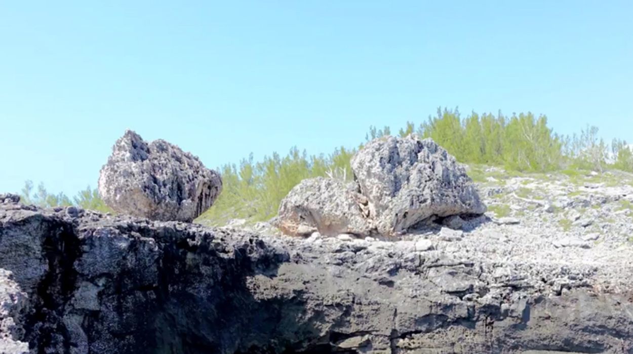 Afbeelding van 'Superstormen' tillen reusachtige rotsblokken aan land