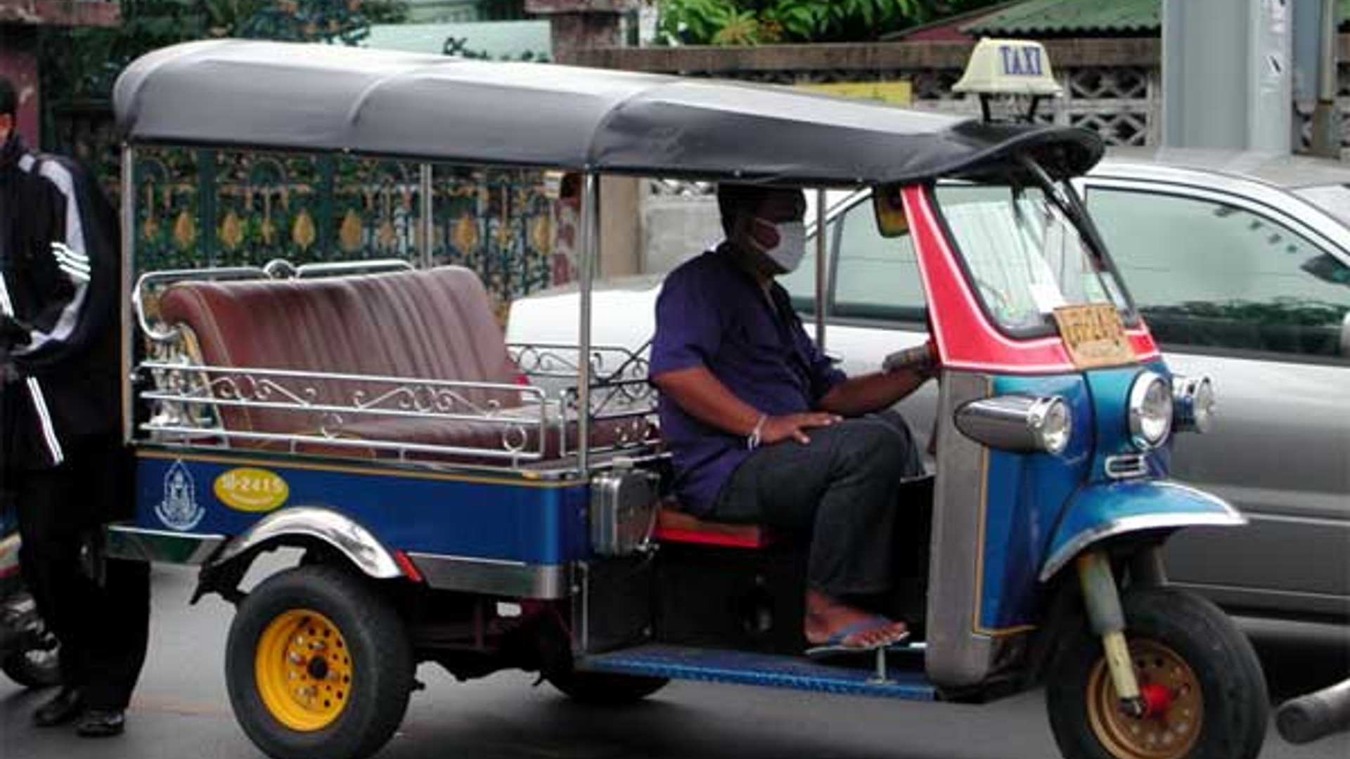 tuktuk_01.jpg