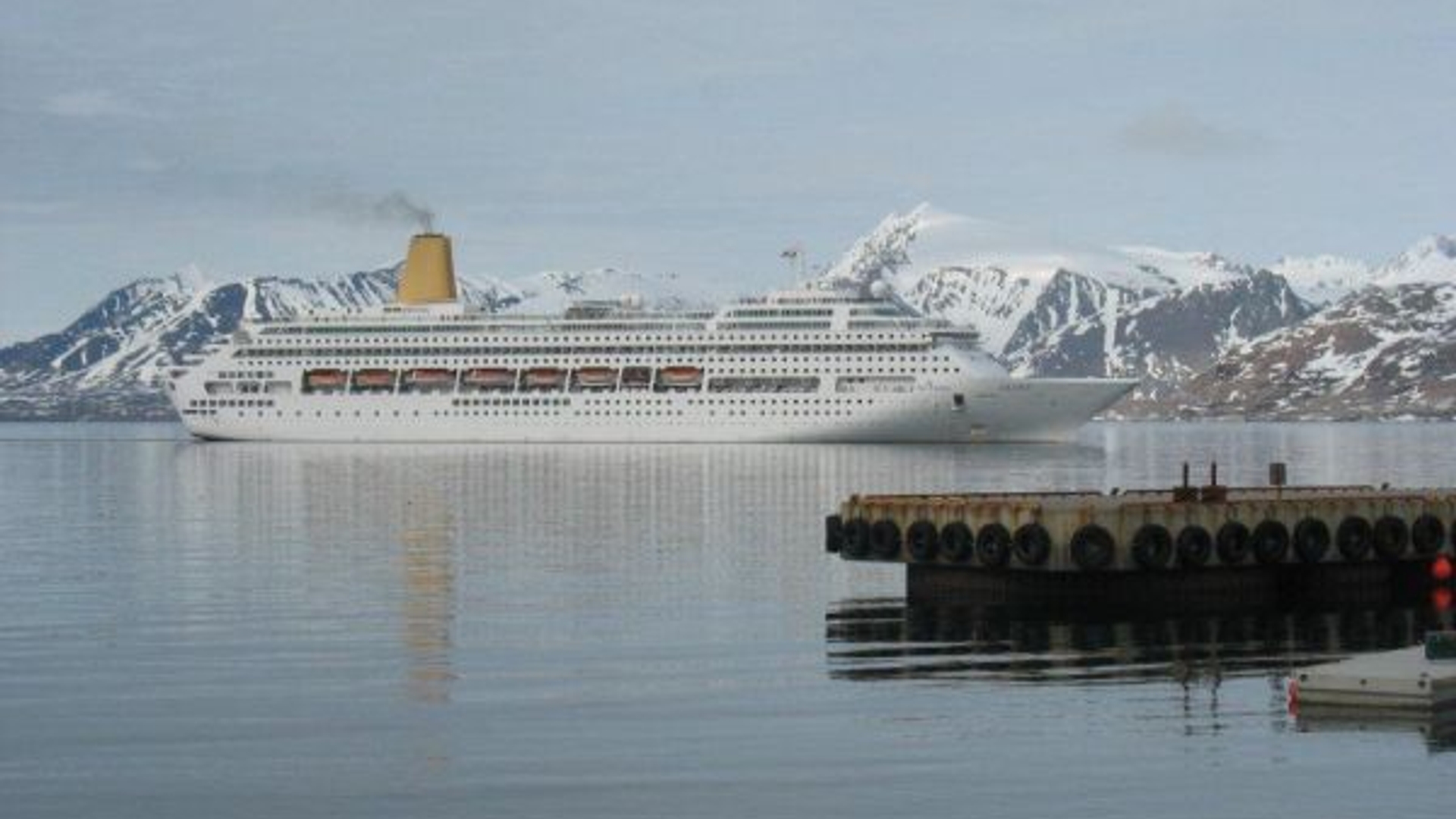 spitsbergen_cruise.jpg