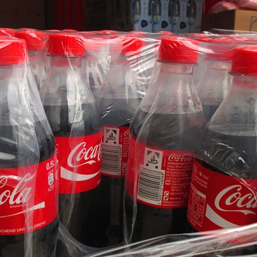 Klacht Greenpeace tegen groene illusies Coca-Cola